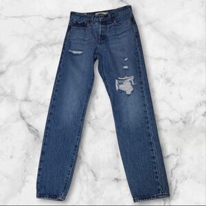 Levi's Wedgie Blue Denim Straight Tapered Leg Distressed Jeans Women Size 24